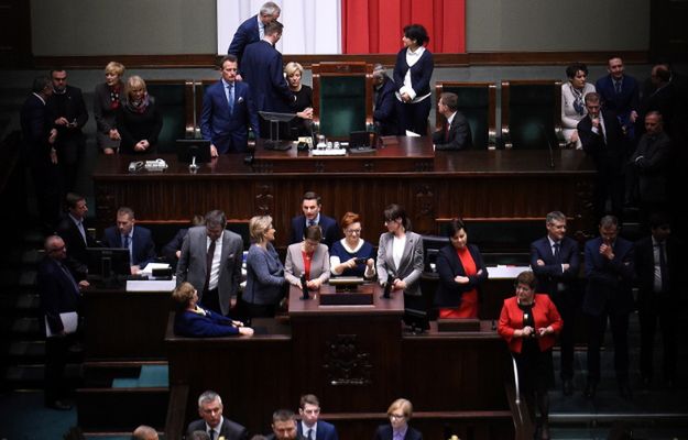 Nocne działania BOR i straży marszałkowskiej w Sejmie