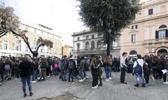 Silne wstrząsy sejsmiczne w środkowych Włoszech. W Rzymie ewakuowano dwie linie metra