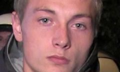 Odciął maczetą dłoń kibica z Krakowa. Jest poszukiwany listem gończym