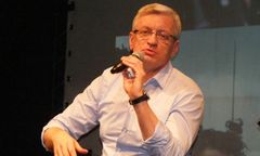 Jaśkowiak chce walczyć z rasizmem na stadionie Lecha. Obiecał też... ułaskawić czarownicę