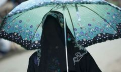 Niższa izba holenderskiego parlamentu za częściowym zakazem noszenia m.in. burek