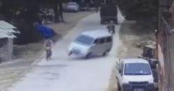 #dziejesiewmoto: po awarii hamulców kierowca driftem ratuje sytuację