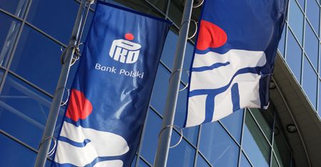 Zarząd PKO BP chce wypłacić niemal miliardową dywidendę