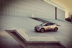 Toyota C-HR 1.2 - test