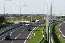 Likwidacja bramek zwiększyłaby liczbę korzystających z autostrad?