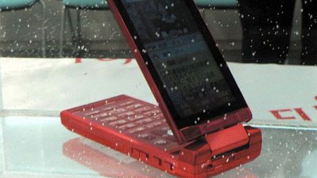 Wodoodporny Fujitsu F-01A. Pełen wypas dla Japonii 1