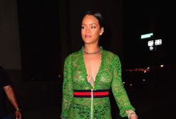 Rihanna w przezroczystej sukience na rodzinnej kolacji. Przesadziła?