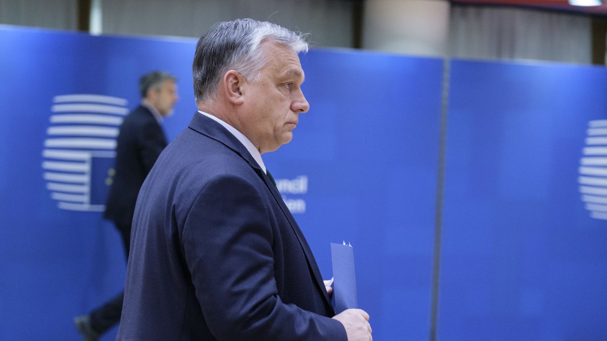 Viktor Orban stoi przed dużym wyzwaniem "ten rok był najtrudniejszy dla Węgier od upadku komunizmu" - powiedział.