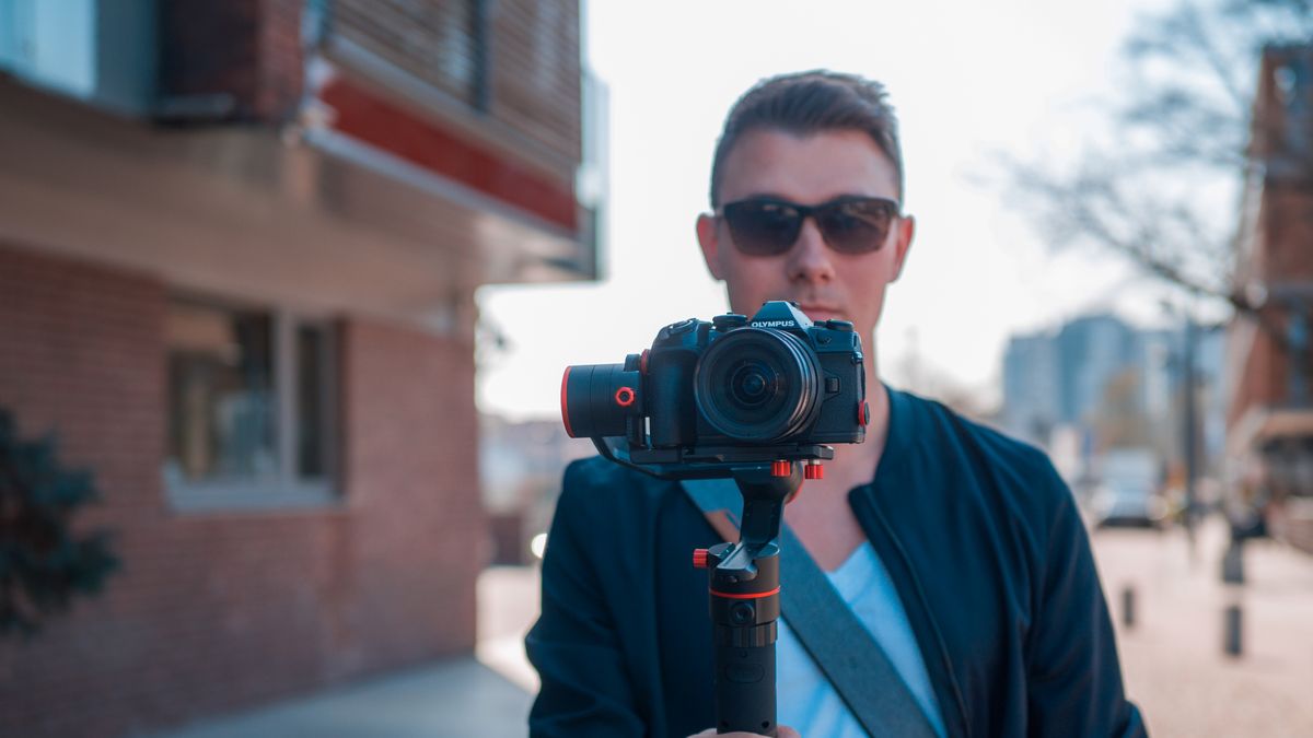 Feiyu Tech A1000 - mały gimbal do bezlusterkowców [wideotest] 1