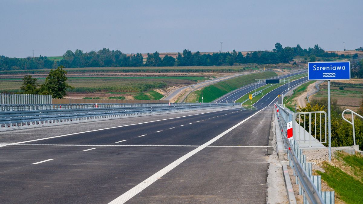 Pierwszy z czterech odcinków S7 na północ od Krakowa jest już gotowy