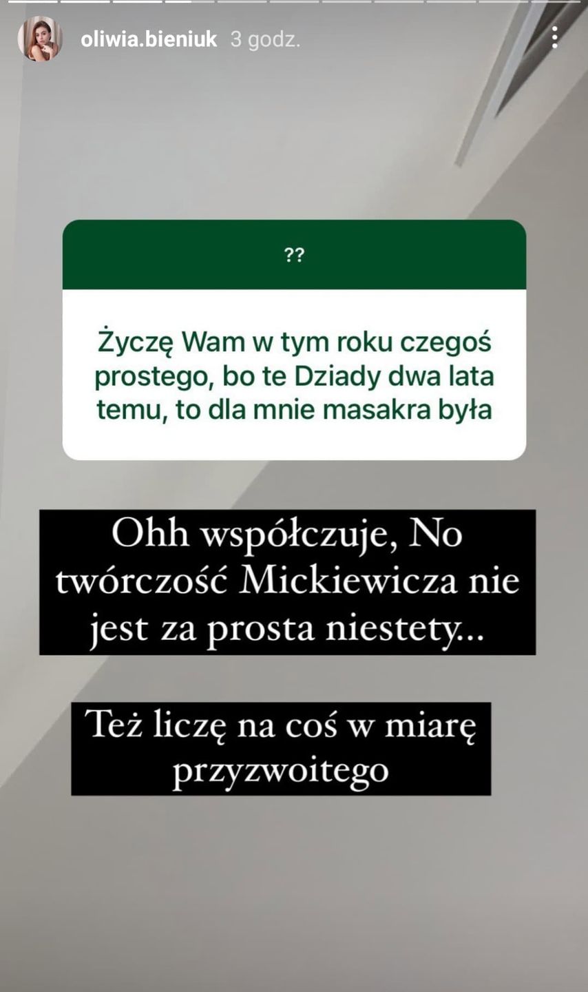 Oliwia Bieniuk rozprawia z fanami o maturze z języka polskiego