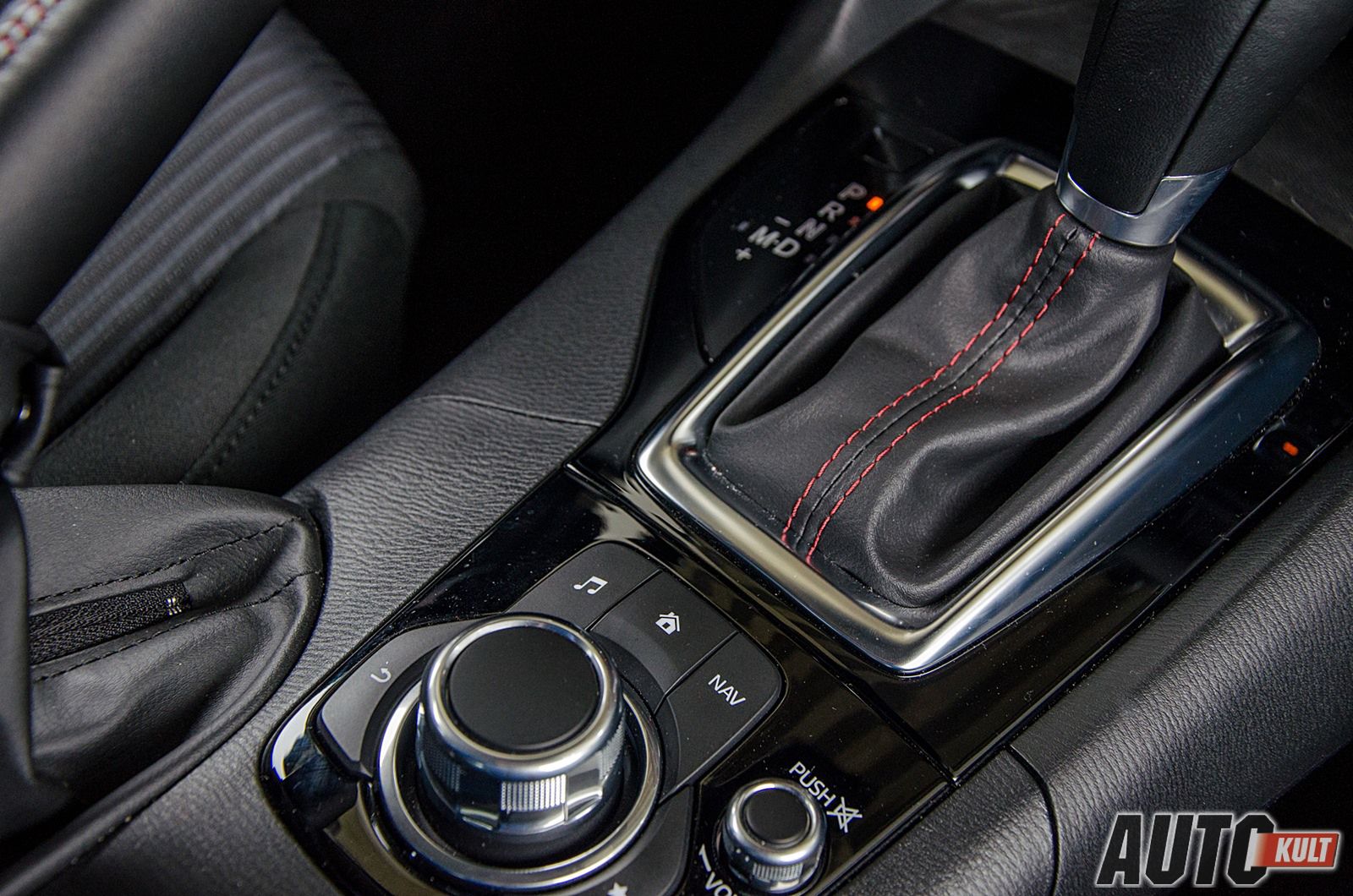Mazda 3 Sedan 2,0 SKYACTIV-G AT skyPASSION – test [galeria] 17