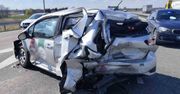 Cofała na ekspresówce. Wypadek z udziałem czterech pojazdów