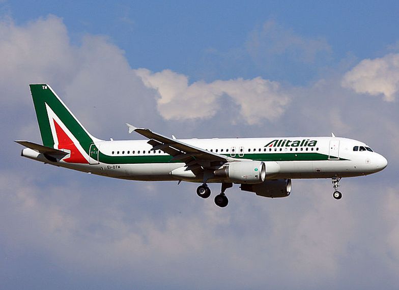 Alitalia na skraju upadłości. Linie tracą 2 mln euro dziennie