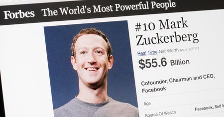 Zuckerberg kontra senatorowie USA: monopolista może przepraszać bez końca?