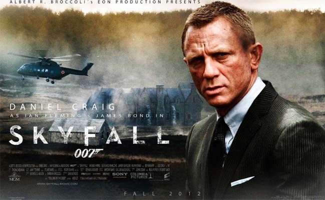 Plakat filmu "Skyfall"