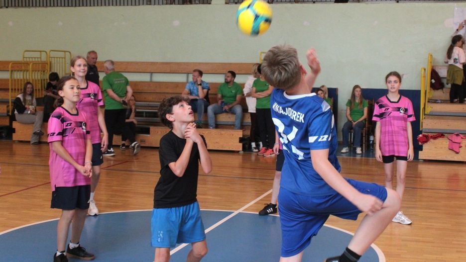 SZKOLNA IMPREZA SPORTOWA - ZOSTAŃ MISTRZEM