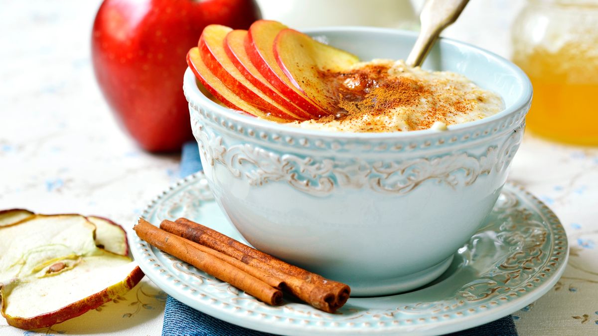 Jaglanka z jabłkiem to świetna alternatywa dla owsianki