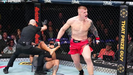 Polak pisze niesamowitą historię w UFC
