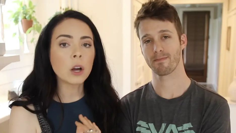 Para influencerów zrezygnowała z adopcji. Powód szokuje