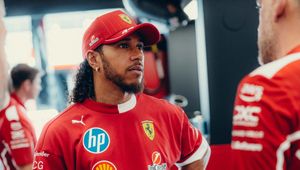 Kryzys Ferrari? Hamilton potrzebuje czasu