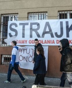 Ostry protest w warszawskiej szkole. Dyrektorka zdymisjonowana