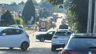 Wypadek w Wojkowicach pod Będzinem. Na miejscu pracują służby. Poważne utrudnienia na drodze!