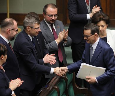 "Slajd Morawieckiego". Wpadka premiera w trakcie exposé