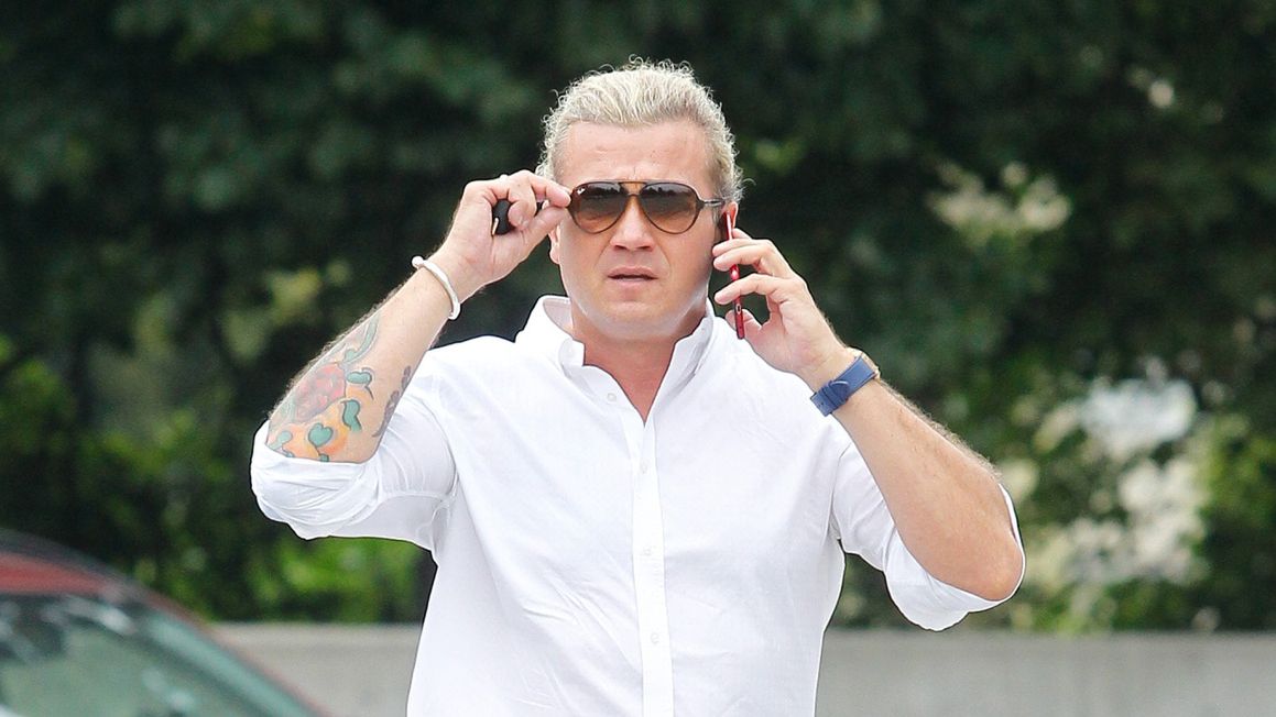 Jarosław Jakimowicz przed TVP, fot.AKPA