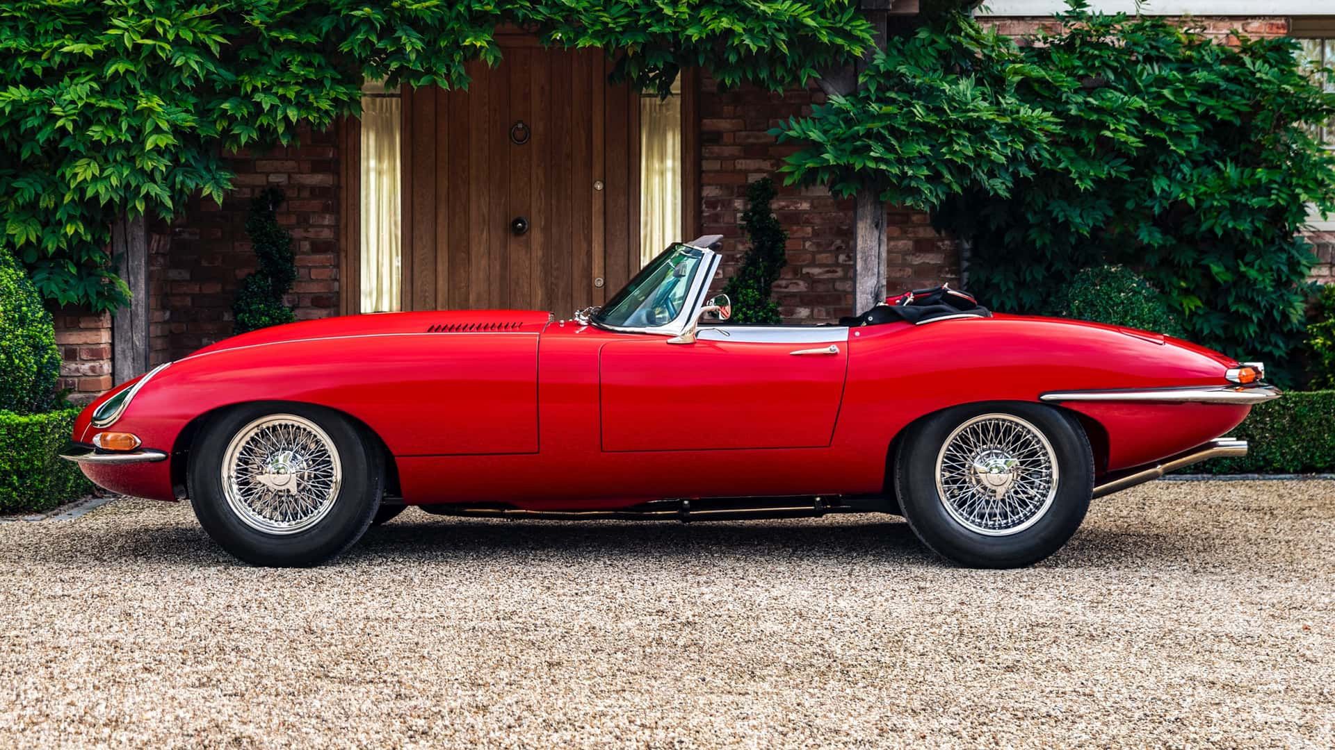 Jaguar E-Type Series 1 Roadster By Helm