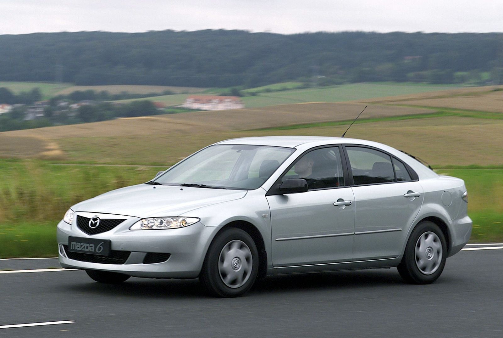 Mazda 6 zastąpiła model 626 i zupełnie zmieniła oblicze japońskiego auta klasy średniej.