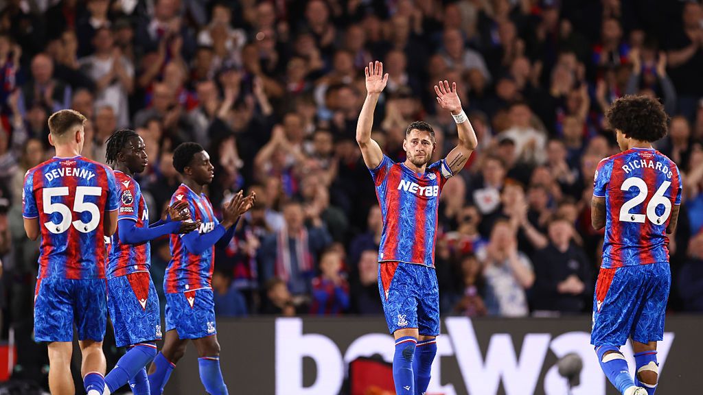 Getty Images / Jacques Feeney/Offside / Na zdjęciu: piłkarze Crystal Palace