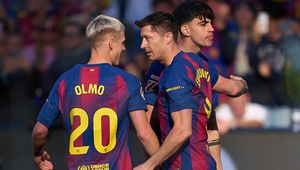 "Absolutna legenda". Gwiazdy Barcelony reagują na decyzję Lewandowskiego