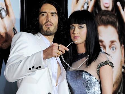Codzienna terapia Katy Perry i Russella Branda