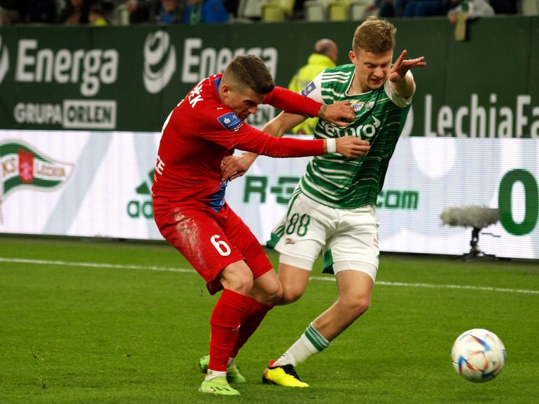 Jakub Kałuziński w barwach Lechii Gdańsk
