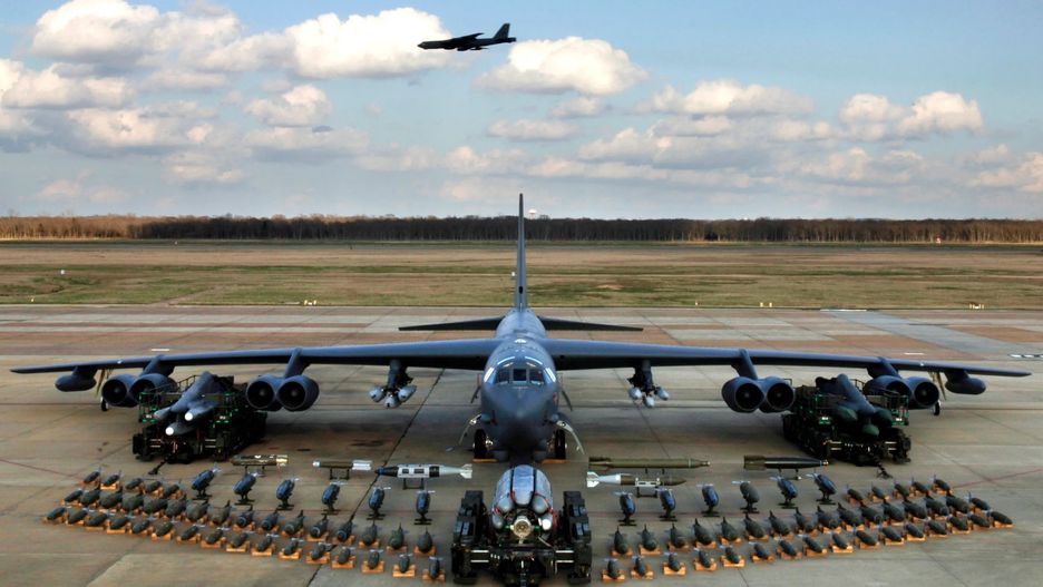 B-52H i przenoszony przez niego arsenał