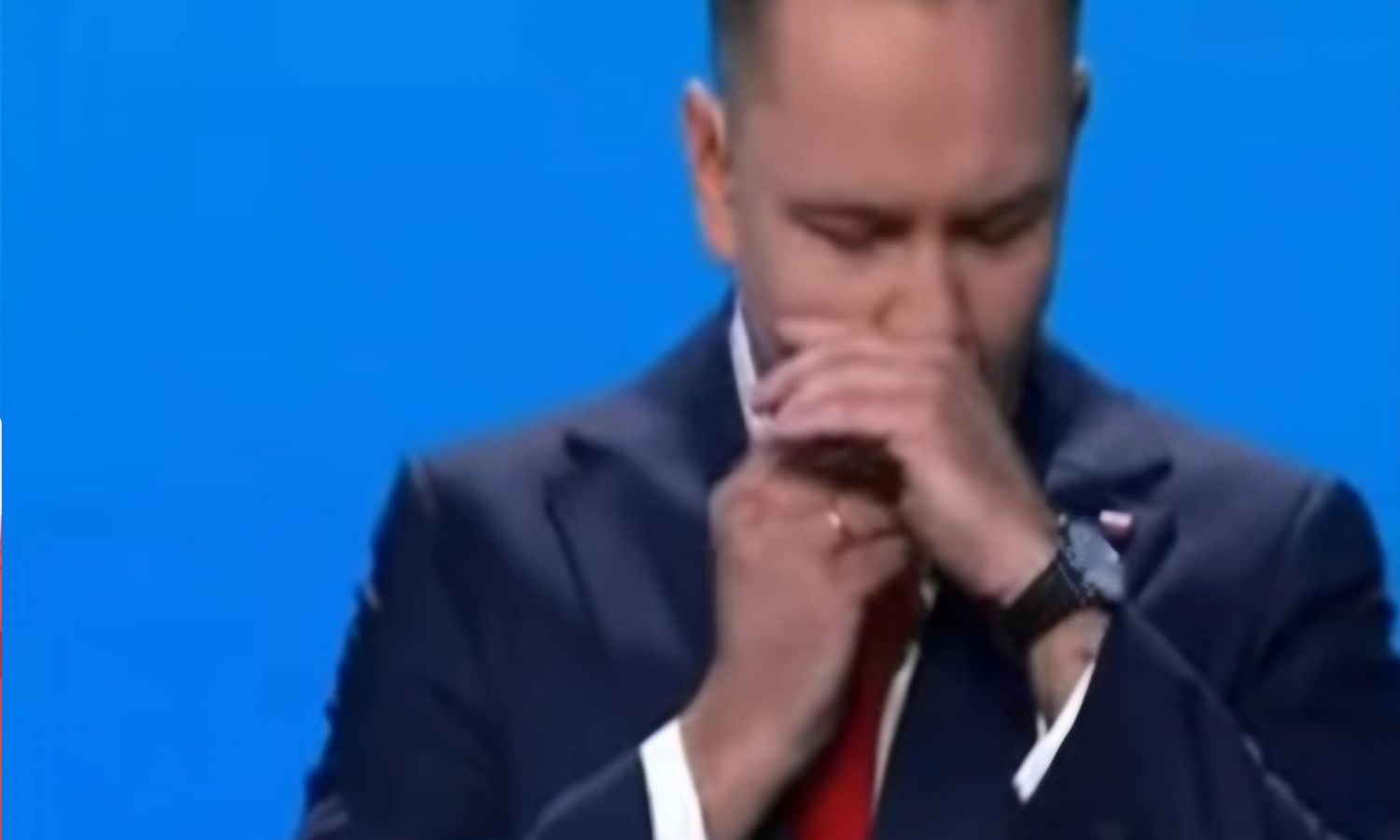 Karol Nawrocki podczas debaty