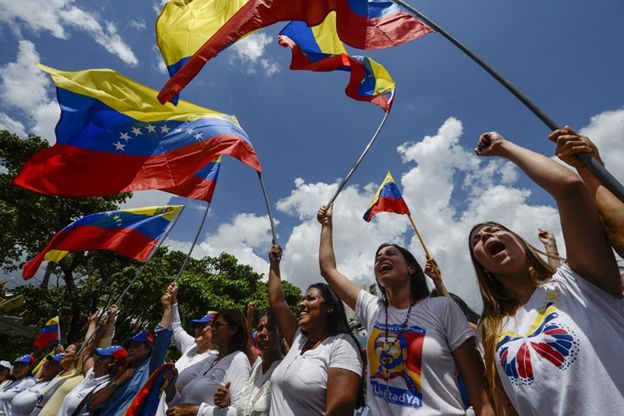 Demonstracja kobiet przeciwko prezydentowi Maduro