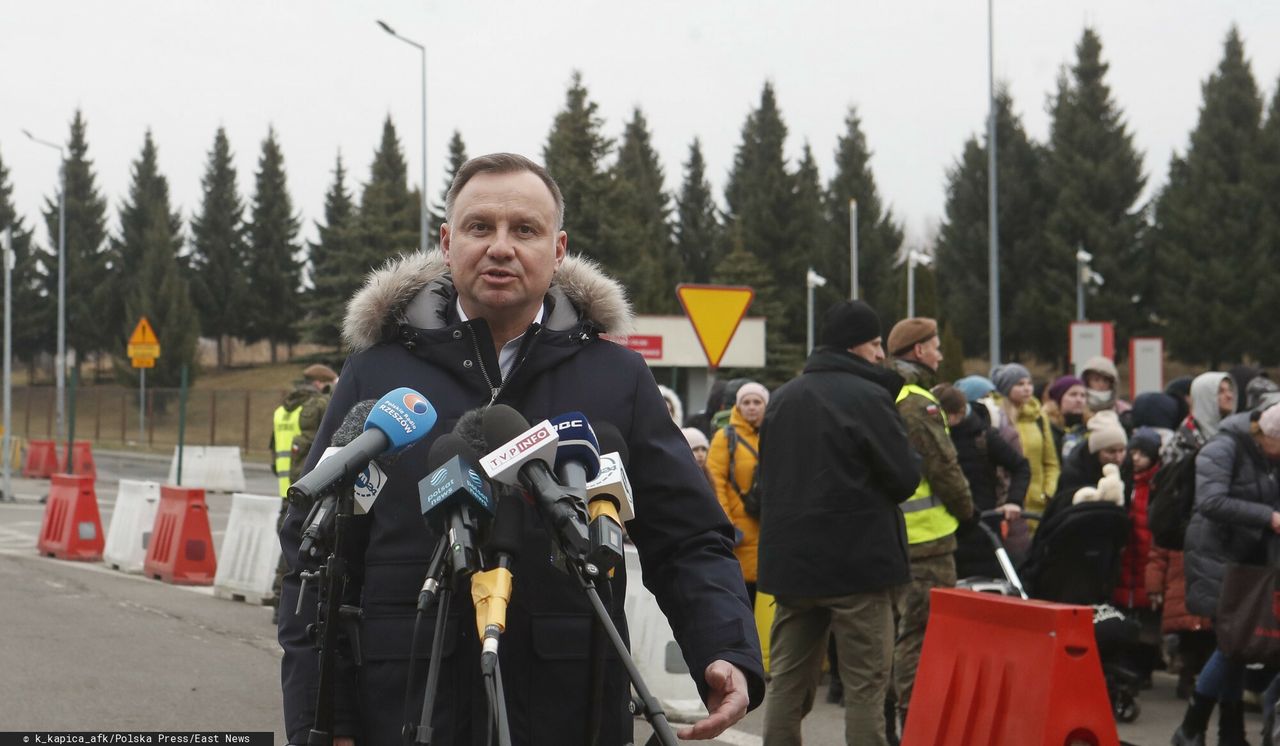 Prezydent Duda: rosyjskie wojska i czołgi cały czas gromadzą się w pobliżu Kijowa