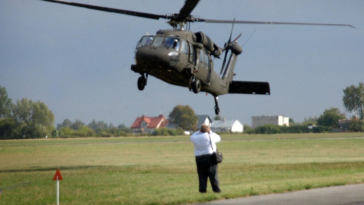 Na zdjęciu UH-60M Black Hawk podczas pokazów Radom Air Show.