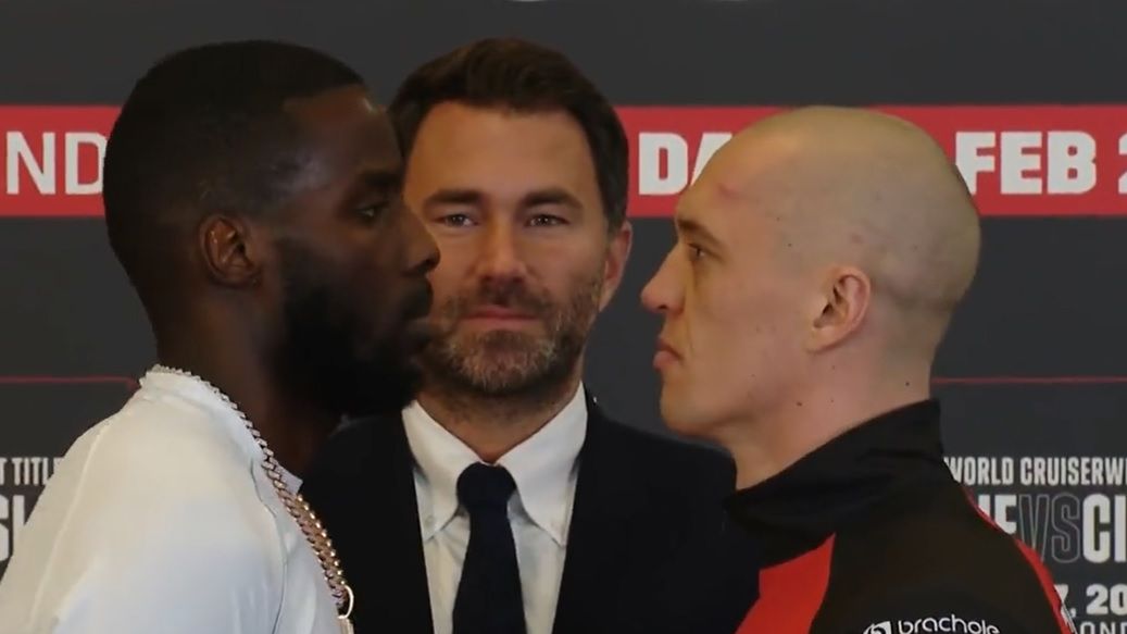 Twitter / Michał Cieślak i Lawrence Okolie na finałowej konferencji prasowej przed walką o pas WBO