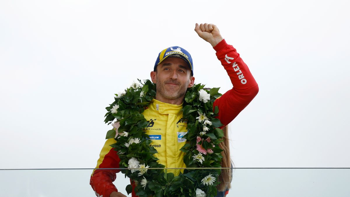 PAP/EPA / YOAN VALAT / Na zdjęciu: Robert Kubica