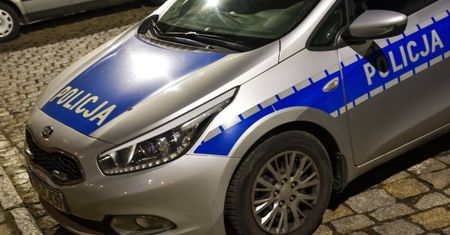 Brutalny atak w hostelu. Zaatakował trzyosobową rodzinę