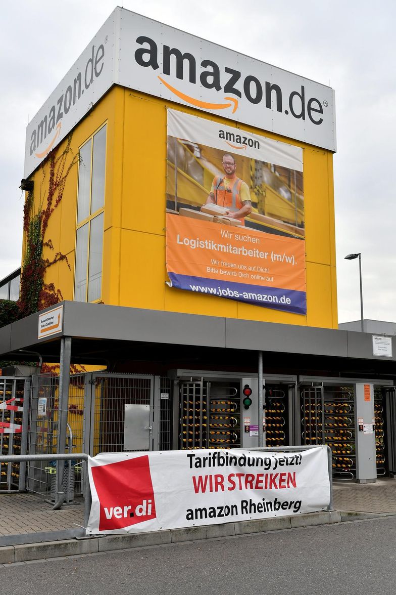 Strajkujący pracownicy Amazona w Hiszpanii aresztowani. Do protestów dołączają Polacy