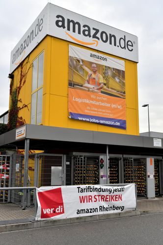 Strajkujący pracownicy Amazona w Hiszpanii aresztowani. Do protestów dołączają Polacy