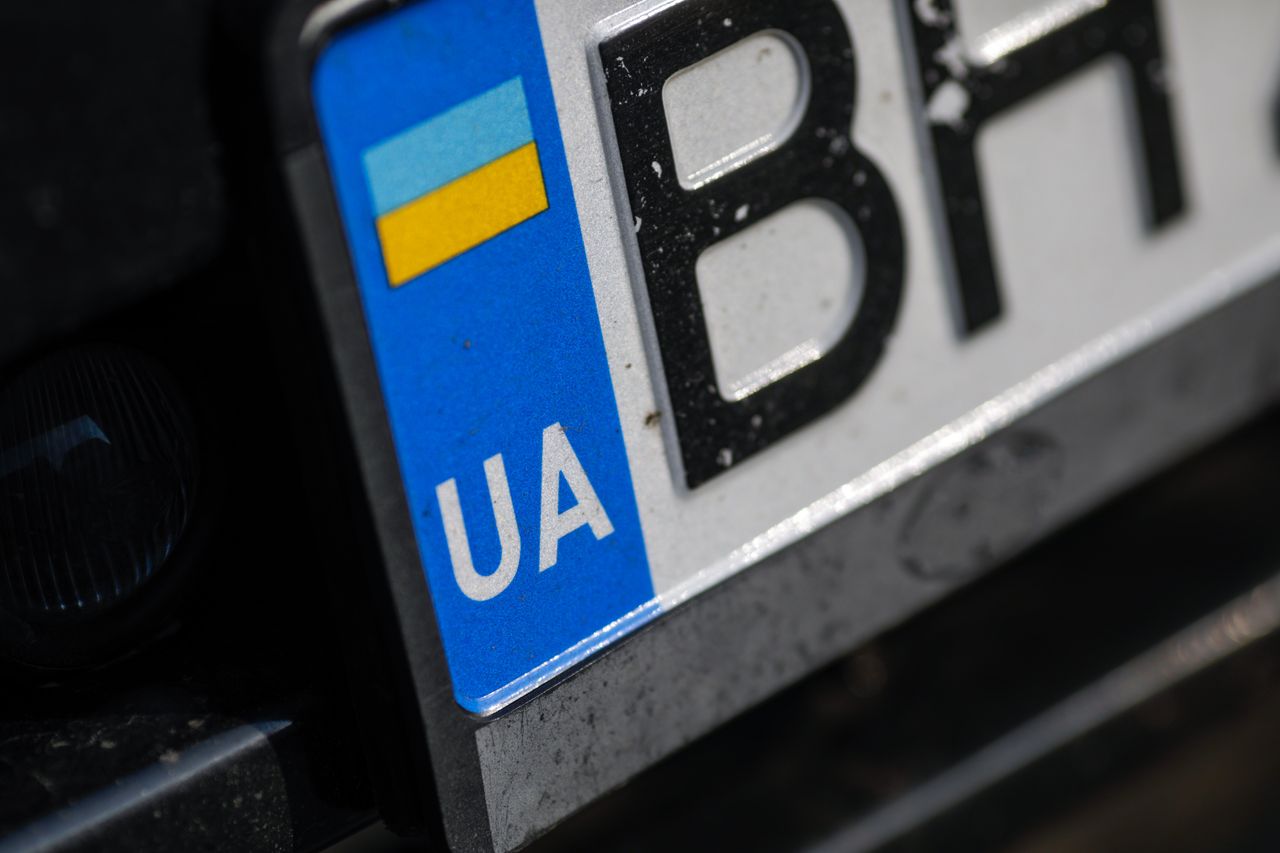 Auta z Ukrainy z obowiązkowymi przeglądami. Minister zapowiada zmiany