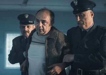 "Uznałem to za szantaż". Scenarzysta filmu o Kuroniach odcina się od produkcji