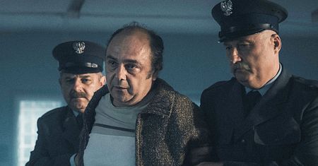 "Uznałem to za szantaż". Scenarzysta filmu o Kuroniach odcina się od produkcji