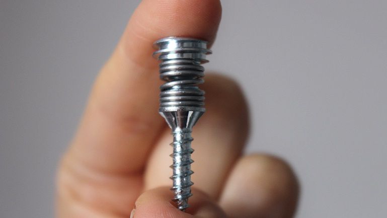 Sound-absorbing screws