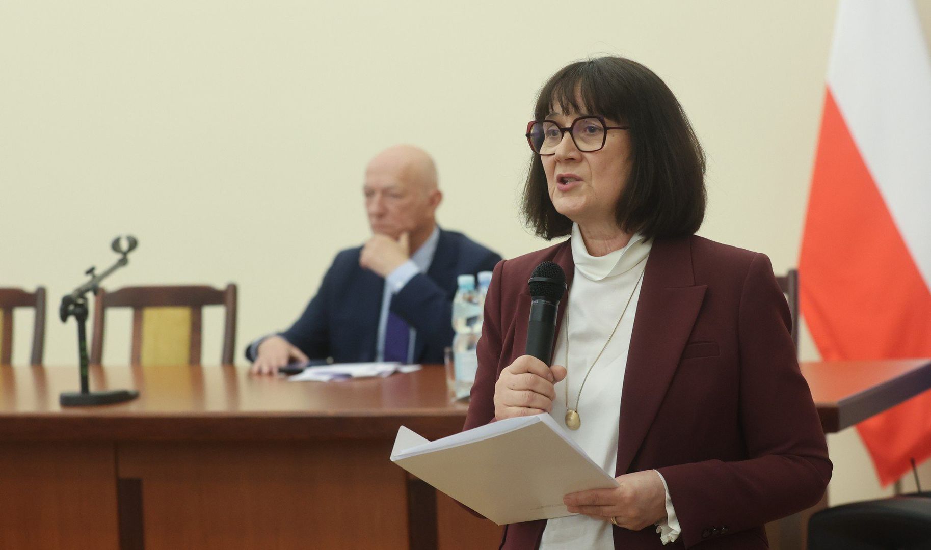 Noc Otwartych Sądów w Sądzie Apelacyjnym i Okręgowym w Rzeszowie. Do głównych atrakcji wydarzenia należały zwiedzanie sal sądowych, symulacja rozprawy karnej oraz spotkania z sędzią Arturem Lipińskim i profesorem Zbigniewem Ćwiąkalskim. Ponadto zaprezentowały się służby mundurowe: policja, ratownicy medyczni i służba więzienna